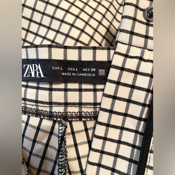 ZARA CREAM & BLACK LEGGING PANTS - Picture 3 of 6
